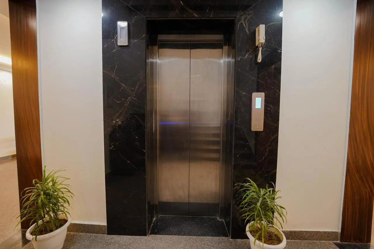 Lime Tree Two Bhk Service Apartment Golf Course Road Gurgaon