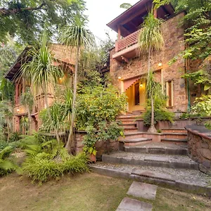 Hostie Chinar Haveli - Heritage With Pool, Villa