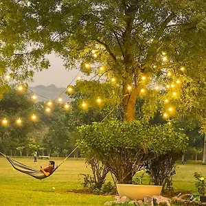 Krishraj Farms-countryfamilyescape At Leopard Trail Holiday home